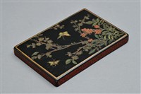 藏品(黑漆戧彩花蝶紋文書盒(盒蓋))的圖片