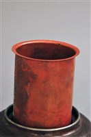 藏品(桐木蒔繪藤紋花器(裝水銅器))的圖片