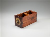 藏品(梳子對開小藥櫃(小櫃子9))的圖片