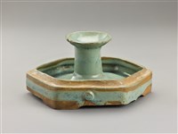 藏品(瓷燈罩式燭臺(底座))的圖片