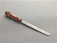 藏品(褐漆鑲貝百步蛇紋拆信刀(刀身))的圖片