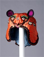 藏品(橘地彩繡虎頭風帽)的圖片