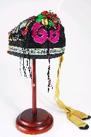 藏品(黑地貼花彩繡狀元帽)的圖片