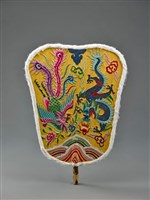 藏品(儀仗—龍鳳日月掌扇)的圖片