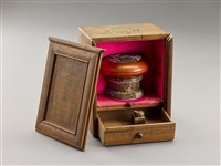 藏品(居仁堂款彩瓷印泥盒)的圖片