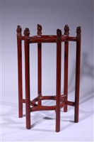 藏品(朱漆面盆架)的圖片