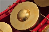 藏品(孟族中音立式排鑼-鑼 )的圖片