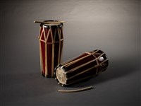 藏品(懸吊式桶狀鼓)的圖片