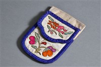 藏品(米白地盤金彩繡佛手石榴紋雙層荷包)的圖片