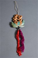 藏品(彩繡佛手柑掛飾)的圖片