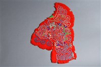 藏品(紅地貼花彩繡花鳥紋童帽繡片(右))的圖片