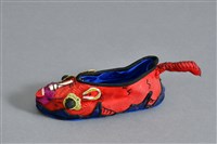 藏品(嬰兒虎鞋(左))的圖片