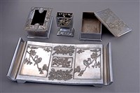 藏品(鉛製花鳥紋菸具組)的圖片