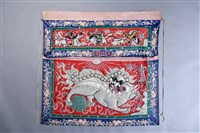藏品(光德壇紅地盤金彩繡獅子紋桌帷)的圖片