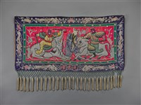 藏品(光德壇洋紅地盤金彩繡封神人物紋帳籬)的圖片