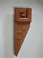 藏品(茄苳入石柳神桌角牙(龍邊))的圖片