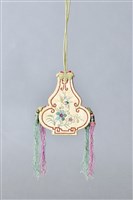 藏品(白地盤金彩繡葫蘆形菸草袋)的圖片