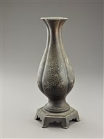 藏品(四稜花口銅瓶)的圖片