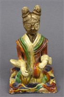 藏品(雙髻打鼓女樂師陶俑)的圖片