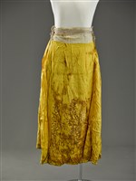 藏品(黃色飾亮片裙)的圖片
