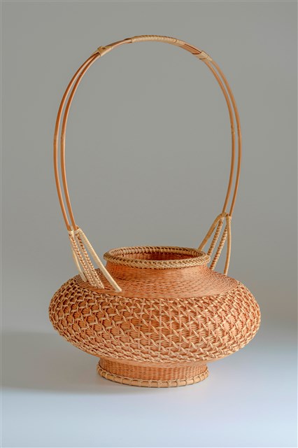 雙重六角捲籐花器