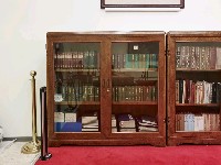 藏品(木製書櫃(乾))的圖片