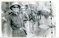 藏品(早期軍旅生活11：訪視合影)的圖片