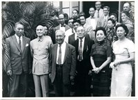 藏品(胡崇賢攝蔣中正總統茶會款待檀香山華僑觀光團鄺友良等人5)的圖片