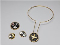 藏品(女魔術師--項圈、胸飾、耳環)的圖片