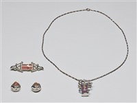 藏品(風馳電掣--項鍊、胸針、袖釦)的圖片