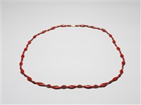 藏品(堆漆項鍊)的圖片