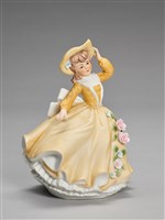 藏品(蓬蓬裙戴帽少女/淺黃服)的圖片