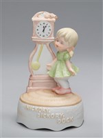 藏品(女/鐘(音))的圖片