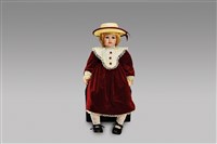 藏品(紅衣洋裝英國女孩)的圖片