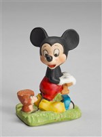 藏品(米奇老鼠除草)的圖片