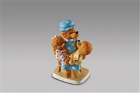 藏品(卡通熊系列：母坐抱二子)的圖片