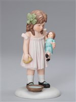 藏品(女/抱人形（洗滌）)的圖片