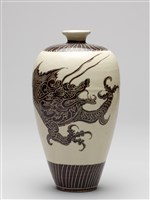 藏品(仿磁州窯黑釉剔刻花龍紋瓶)的圖片