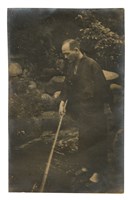 藏品(戰後返回日本後攝於自家庭園)的圖片