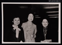 藏品(敻紅與姚宜瑛、林海音合照（翻拍照）)的圖片