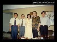 藏品(夏承楹（何凡）、林海音與文友合影（1980年代）-100)的圖片
