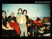 藏品(劉枋與兩孫女探訪張明-1)的圖片
