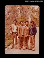 藏品(霍斯陸曼．伐伐求學時期同學合照-21)的圖片