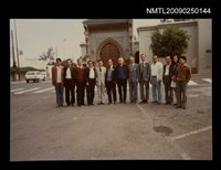 藏品(鍾鼎文、王吉隆、韓國詩人、李牧、上官予等人合影)的圖片