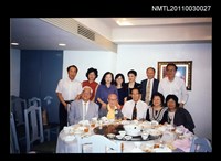 藏品(與柏楊於飯桌大合照)的圖片
