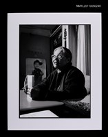 藏品(杜潘芳格（獨照）)的圖片