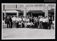 藏品(琦君與學生合照1-24)的圖片