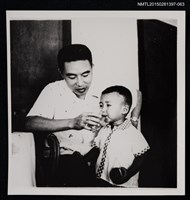 藏品(李一楠與李唐基於室內合照1-63)的圖片