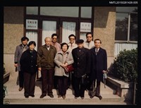 藏品(琦君1992年大陸返鄉3-5(一九九二年訪問杭州、上海，琦君夫婦與友人於杭州大學合影))的圖片