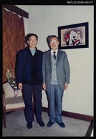 藏品(琦君1992年大陸返鄉3-11(一九九二年訪問杭州、上海，李唐基與友人於室內合影))的圖片
